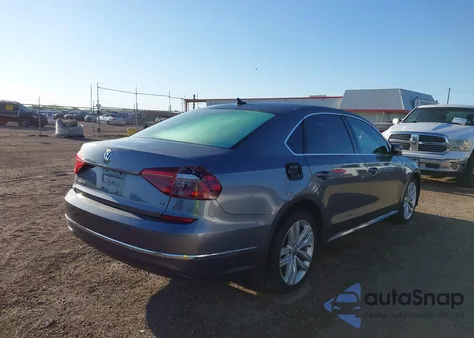 2018 Volkswagen Passat 2.0T Se from USA, damaged, VIN 1VWBA7A39JC022583